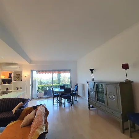 Chateau De L'etoile, By Welcome To