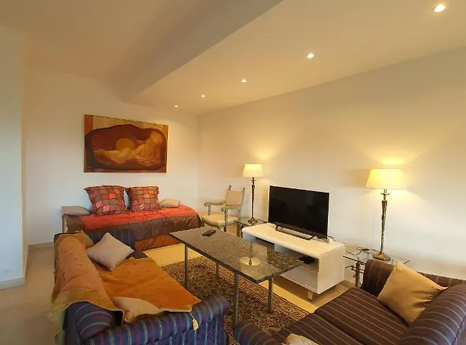 Chateau De L'etoile, By Welcome To