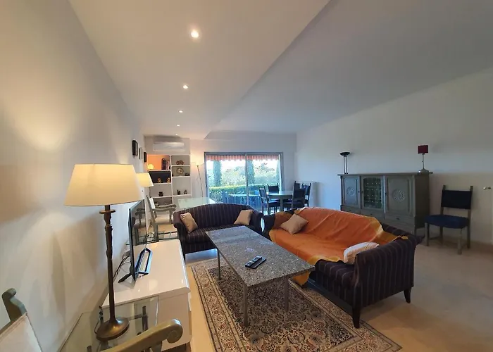 Chateau De L'etoile, By Welcome To *