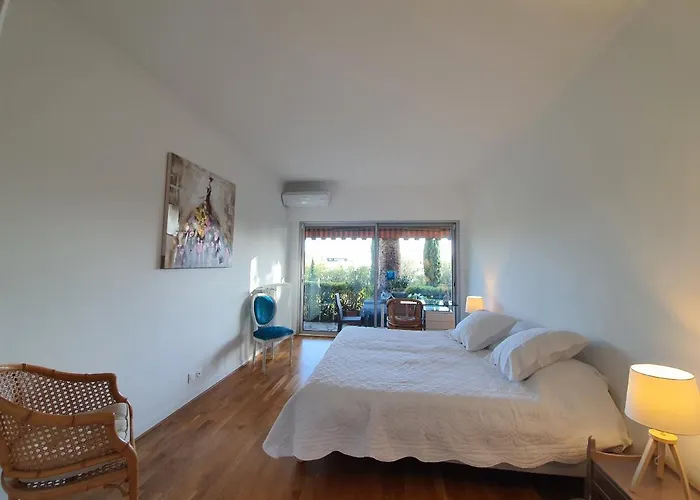 Chateau De L'etoile, By Welcome To *