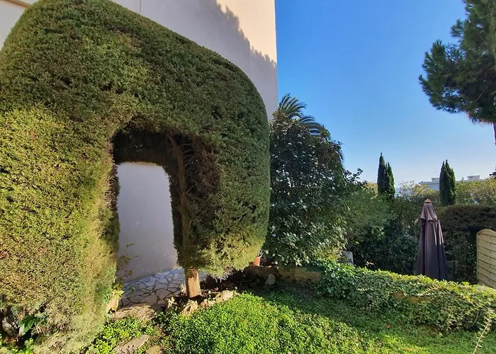 Chateau De L'etoile, By Welcome To * Cannes