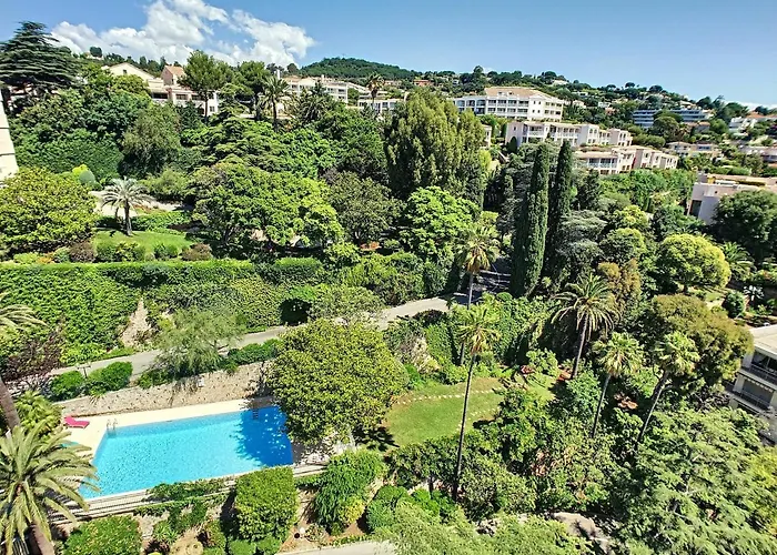 Chateau De L'etoile, By Welcome To * Cannes